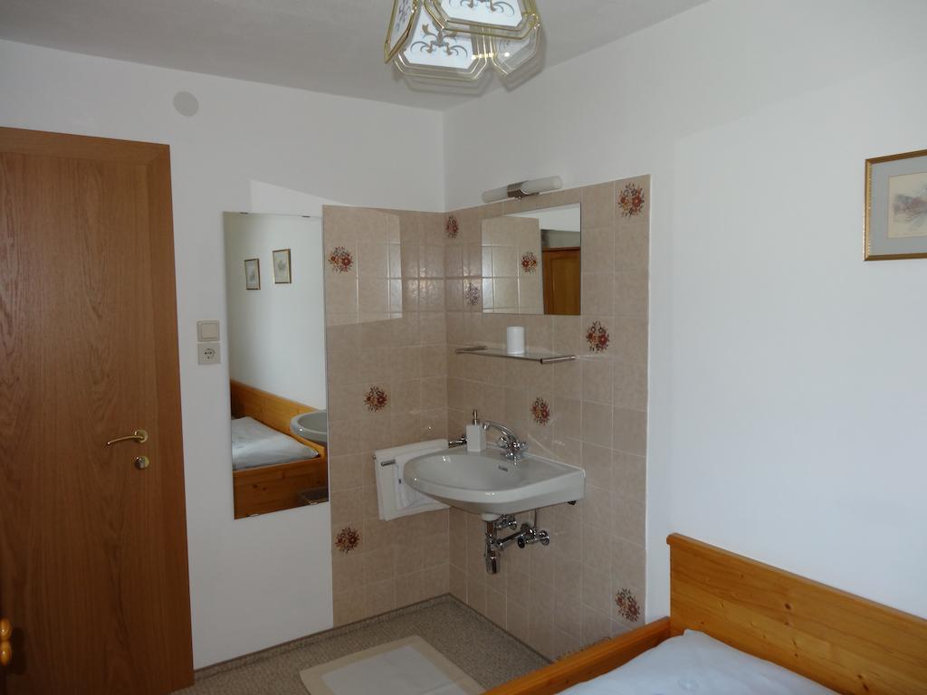 Bed and Breakfast Haus Karl'S Ruh Ервальд Номер фото